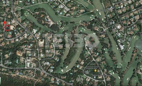 Flat plot with unique Sea Views in prime location of Kings and Queens