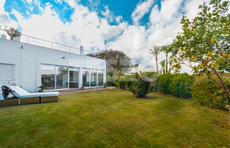 Tow house for rent on the first line of Real Club de Golf, Sotogrande Costa