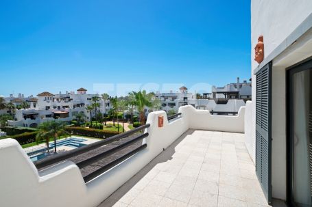 WONDERFUL PENTHOUSE LOCATED IN THE FAMOUS EL POLO URBANIZATION