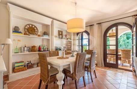 Stunning Villa in the Exclusive urbanisation of Los Cortijos de la Reserva