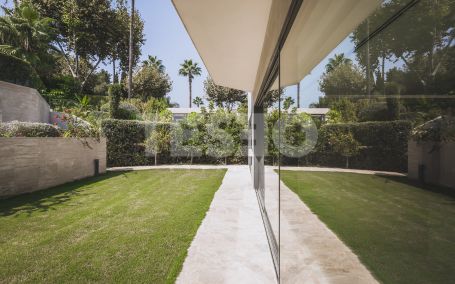 Impressive state-of-the-art recently completed villa in Kings and Queens