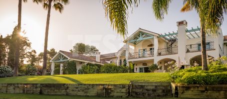 Majestic Andalusian style villa of an exceptional standard and located in a private area of Sotogrande Alto