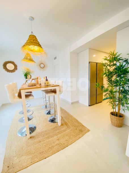 Garden apartment available in Senda Chica