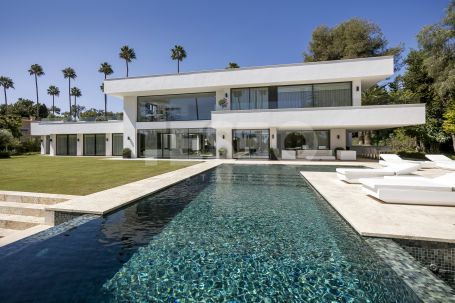 Villa Contemporánea en alquiler en Sotogrande Costa, Sotogrande
