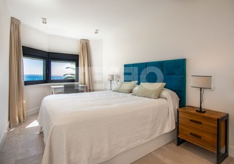 Recently refurbished 1st Line Beach Apartment with unique Sea Views and South Facing.