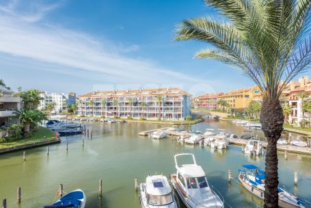 Nice apartment to rent in the center of Sotogrande Marina