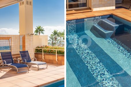 Luminoso ático situado en el exclusivo Bloque 10 del Puerto de Sotogrande en PRIMERA linea de playa.