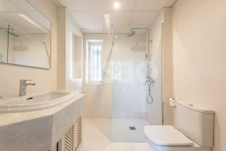 Villa pleine de charme dans une rue calme de la Zone C, Sotogrande