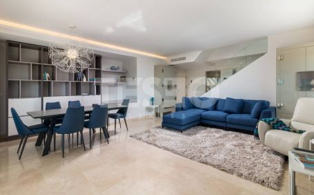 Duplex Penthouse for short term rent in Isla del Pez Barbero, Sotogrande