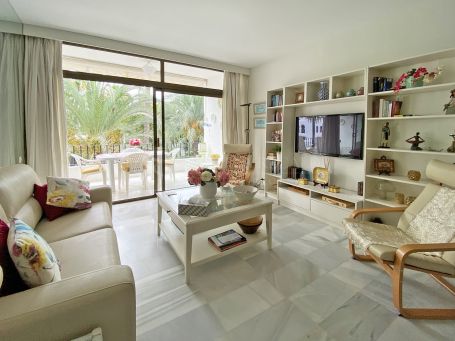 Fantastic and Bright Top-Floor Property in La Alcazaba