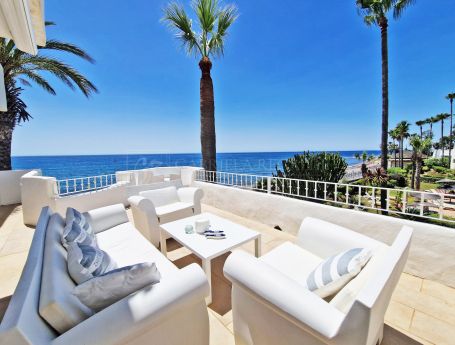 Luminoso Apartamento de 3 Dormitorios con Gran Terraza en Puerto Banus