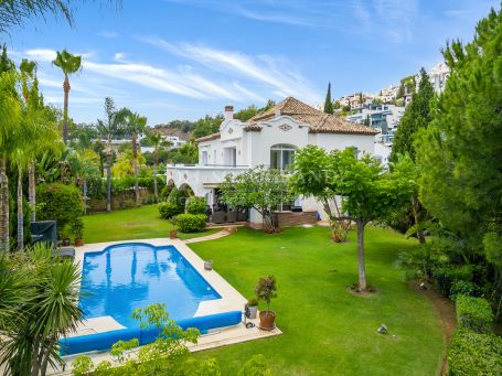 Villa zum Verkauf in La Reserva de la Quinta, Benahavis