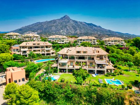 Apartamento Planta Baja en venta en Aloha Park, Nueva Andalucia, Marbella