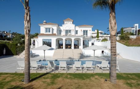 Villa zum Verkauf in Haza del Conde, Nueva Andalucia, Marbella