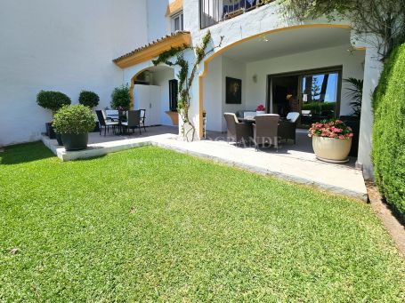 Apartamento en venta en Cerro Blanco, Nueva Andalucia, Marbella