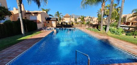 Town House for sale in Condes de Iza, Nueva Andalucia, Marbella