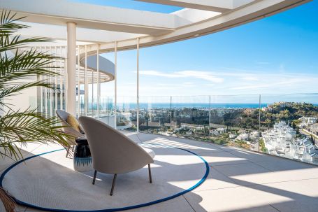 Penthouse for sale in La Quinta, Benahavis