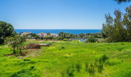 Plot for sale in Cascada de Camojan, Marbella Golden Mile, Marbella