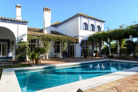 Amplia y acogedora villa en Sotogrande Bajo