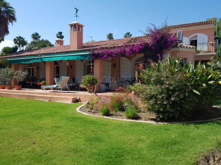 Charming villa with garden and private pool