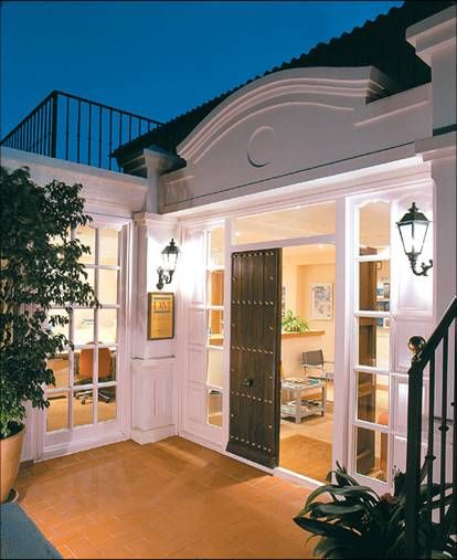 DM Properties Marbella Office