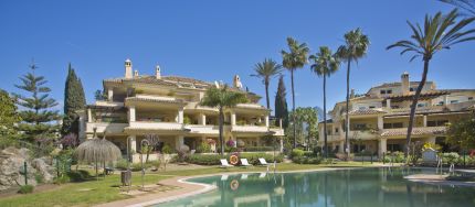 Apartamento Planta Baja en venta en Las Alamandas, Marbella