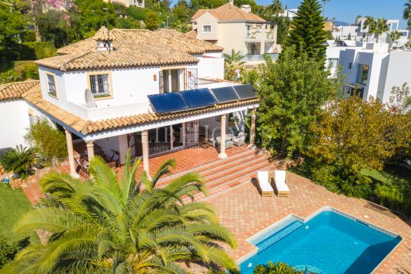 Traditional style, family villa in Paraíso Alto, Benahavis