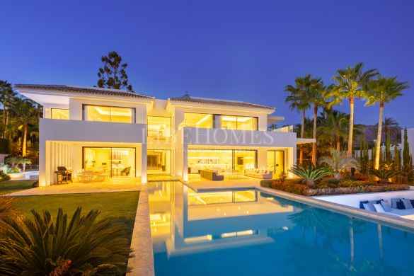 Modern-style new villa in La Cerquilla, Nueva Andalucía, Marbella