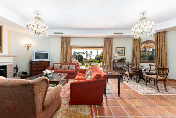 Charming, traditional Andalusian style villa in ​​La Quinta, Benahavis