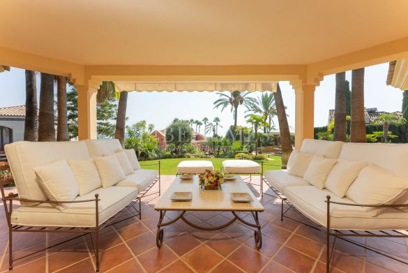 Charming, traditional Andalusian style villa in ​​La Quinta, Benahavis