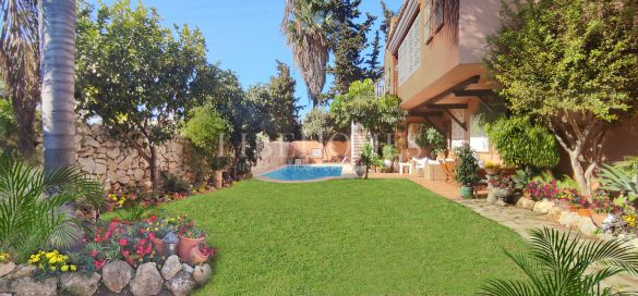 Villa on the New Golden Mile, Estepona, 3 minutes walk from the beach