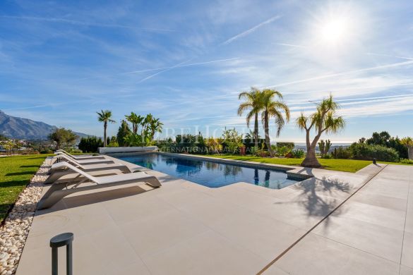 Villa de lujo, increíbles vistas al mar, Puerto del Almendro, Benahavís