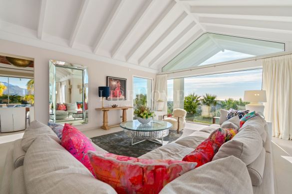 Villa de lujo, increíbles vistas al mar, Puerto del Almendro, Benahavís