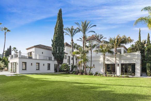 Andalusian luxury villa in the Golf Valley, Nueva Andalucia, Marbella