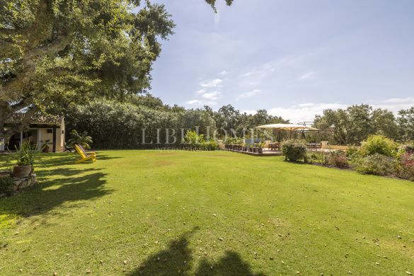 Andalusian villa next to the Real Club de Golf Valderrama, Sotogrande