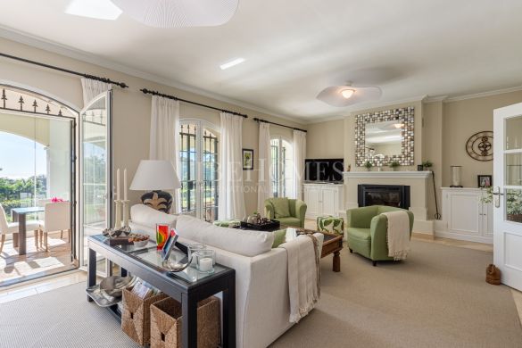 Elegant Andalusian villa with sea views, Vega del Colorado, Benahavis