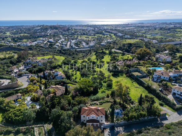 Elegant Andalusian villa with sea views, Vega del Colorado, Benahavis