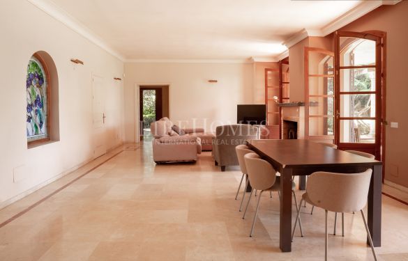 Beachside villa, Paraiso Barronal, New Golden Mile, Estepona