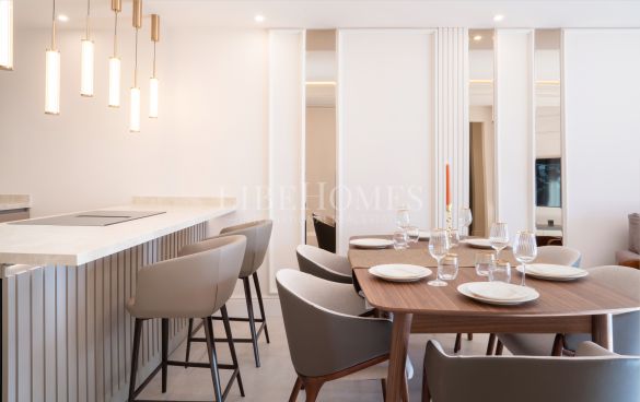 Ground floor apartment, beachfront, New Golden Mile, Estepona