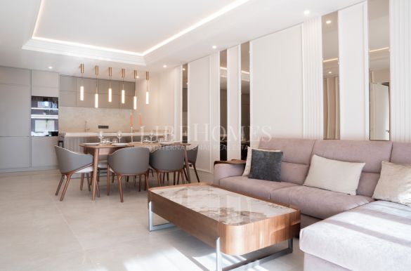 Ground floor apartment, beachfront, New Golden Mile, Estepona