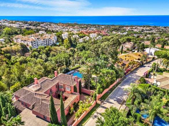 Luxury villa with stunning sea views, Hacienda Las Chapas, Marbella