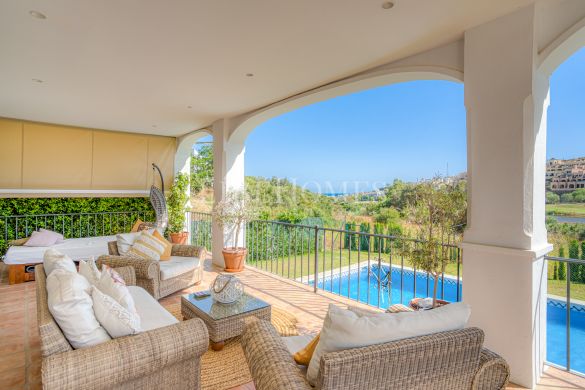 Beautiful villa with golf views in Valle Romano, Estepona