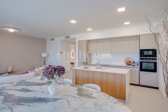 Apartment with sea views, residential complex in Cabopino, Marbella