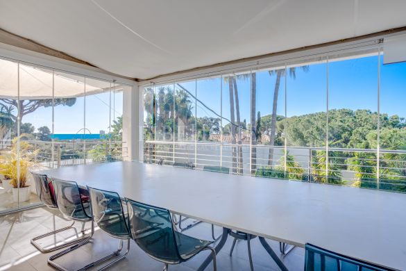 Eight bedroom villa with panoramic sea views in Elviria, Marbella