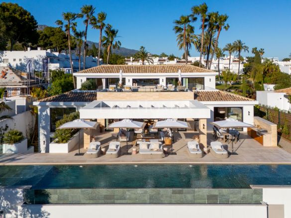 Spectacular new villa in Aloha Golf area, Nueva Andalucia, Marbella