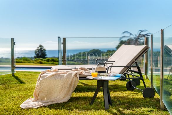 Townhouse with sea views in Sierra Blanca, Marbella Golden Mile