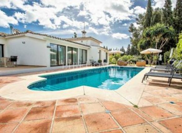 Villa close to the beach in San Pedro de Alcántara, Marbella