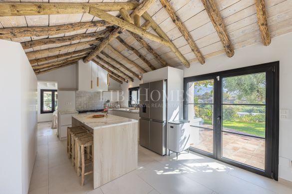 Villa with beautiful panoramic views in Guadalmina Alta, Marbella