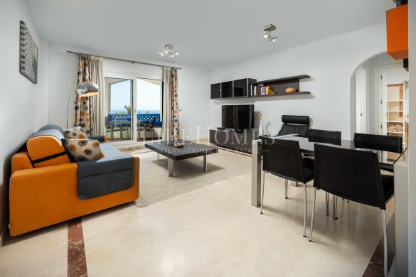 Апартамент  на продажу  в  Sabinillas, Манильва