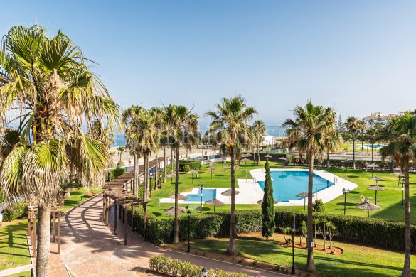 Апартамент  на продажу  в  Sabinillas, Манильва